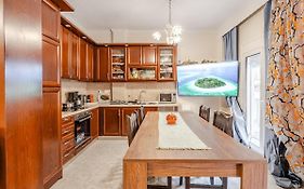 Fully Equipped And Family Friendly Skg Center